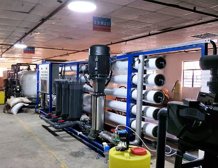 RO membrane vessels inside 5TPH seawater desalination container system